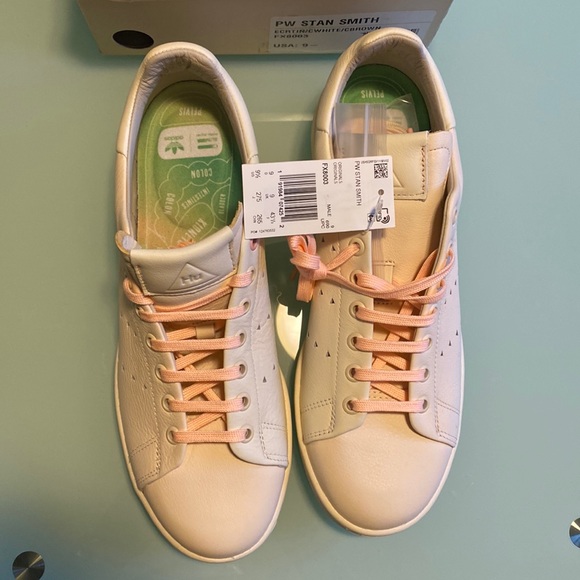 stan smith pw